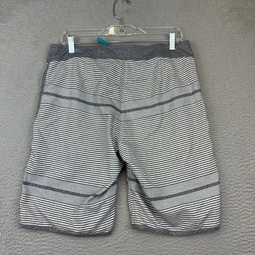 RVCA Board Shorts Mens 31 Gray Stripe Classic Non-Stretch Swim Trunks Surf